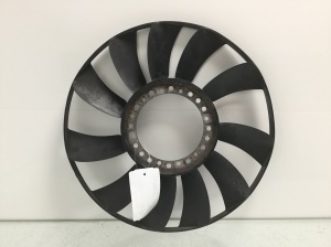 Hélice de ventilateur de refroidissement - 058121301B
