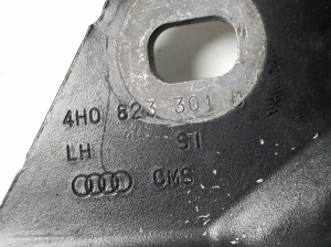 AUDI A8 D4 (2010–2017) Hood hinge 4H0823301D - 2