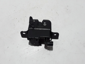 Dacia Sandero (2012–2021) Trunk lid lock 905037373R - 2