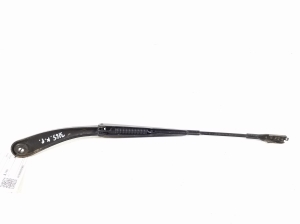 Mercedes Benz B-Class 246 (2011–2017) Windshield wiper arm A2468200144 - 3