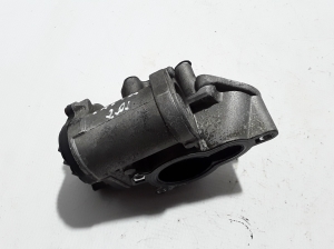  EGR valve 