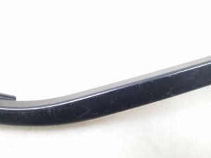  Windshield wiper blade 