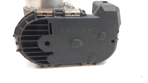 AUDI A6 C5 (1997–2005) Boîtier papillon 06B133062B - 2