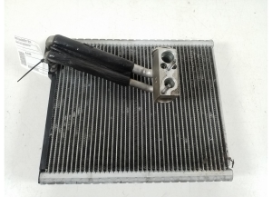   Radiator interior air conditioning 