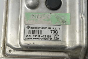 Hyundai i30 (2007–2011) Engine control unit 391122B125 - 3