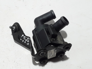   Auxiliary water pump  - 9167206 