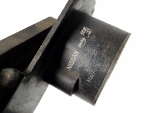 Infiniti QX70 (2013–2017) Sensor an der Hinterradnabe 538121BA0A - 3