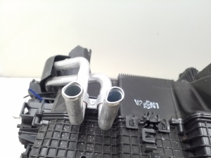Subaru Outback (2014–2019) Heater and its parts - 6