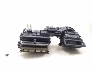 Subaru Outback (2014–2019) Heater and its parts - 7