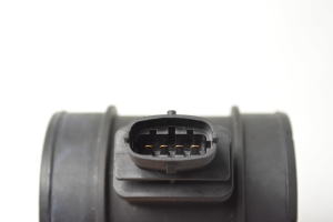 Opel Astra H (2004–2010) Luftmassenmesser 55350048 - 3