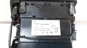 Volkswagen Passat B7 (2010–2014) Grilles de ventilation du tableau de bord 3AB819702A - 2