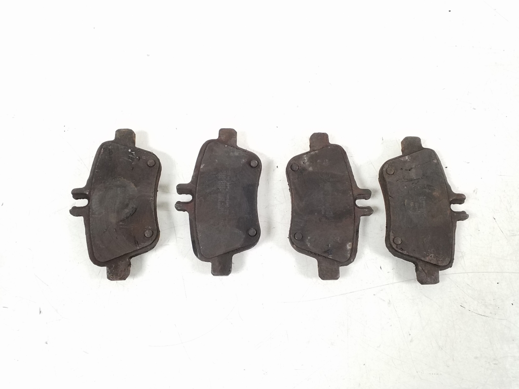 Mercedes Benz B-Class 246 (2011–2017) Piduriklotsid A0074209420 Mercedes Benz B-Class 246 (2011–2017) Piduriklotsid A0074209420