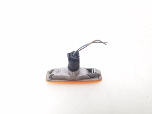 BMW 5 SERIES E39 (1995–2004) Front fender turn signal 8360589 - 2