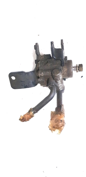  Power steering pump 