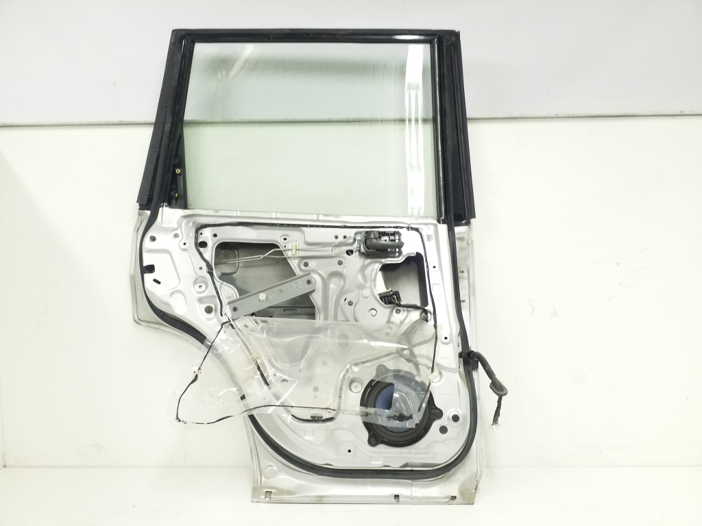 NISSAN X-Trail T30 (2001-2007) Left Side Sliding Door 25098818