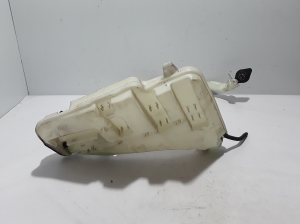 BMW 5 SERIES F07 (2009–2017) Front washer fluid reservoir 7178745 - 3