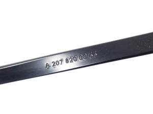 Mercedes Benz C-Class 204 (2007–2014) Esiklaasi puhasti hoob A2078200044 - 3