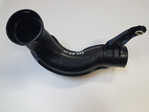  Air intake hose 