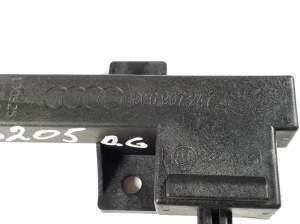 AUDI A8 D4 (2010–2017) Antenn 8K0907247 - 2