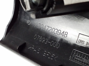 Mercedes Benz C-Class 204 (2007–2014) Esiukse muu osa A2047203948 - 3
