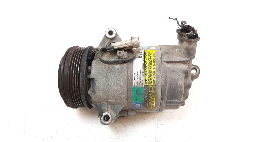 Used Opel Zafira Air conditioner compressor 13124750
