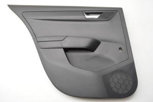 Rear side door panel - 6V6867023X