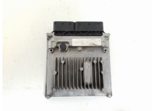 Mercedes Benz B-Class 246 (2011–2017) Engine control unit A6519007600; A6519009402 - 2