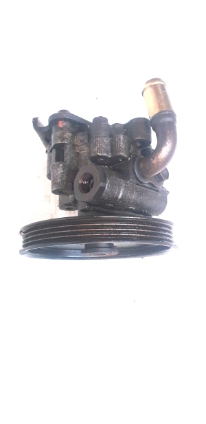 Roolivõimendi pump