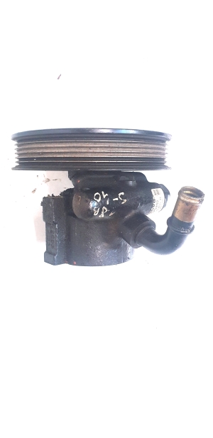  Power steering pump 