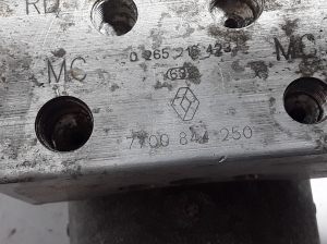 RENAULT Kangoo (1997–2009) ABS Steuergerät 7700844250 - 3