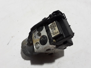 RENAULT Kangoo (1997–2009) ABS bloks 8200035727 - 4