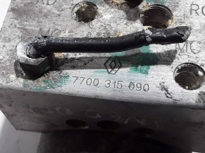 RENAULT Kangoo (1997–2009) ABS Steuergerät 7700315090 - 2
