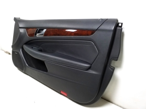 Mercedes Benz C-Class 204 (2007–2014) Esiukse polster A2047207563 - 2