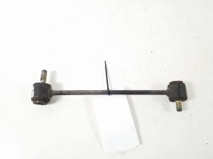  Rear stabilizer link 