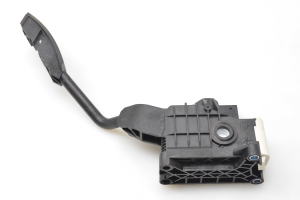 Opel Corsa D (2006–2014) Accelerator pedal 13305805 - 4