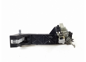 Mercedes Benz S-Class 220 (1998–2005) Front door external opening handle and its details - 2