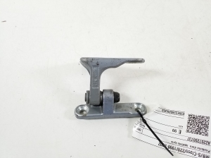 Mercedes Benz S-Class 220 (1998–2005) Front door lower hinge A2207200737 - 2