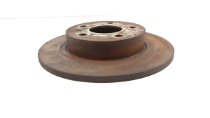   Tagumine piduriketas  -  