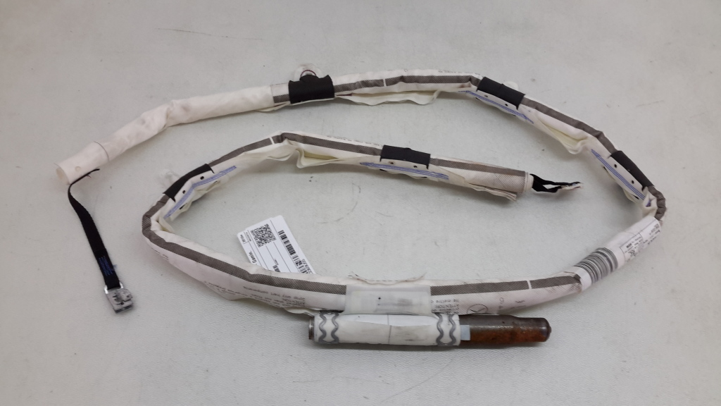 Mercedes Benz B-Class 246 (2011–2017) Katuse turvapadi A2468601002 Mercedes Benz B-Class 246 (2011–2017) Katuse turvapadi A2468601002