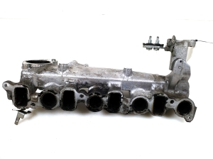  Intake manifold 