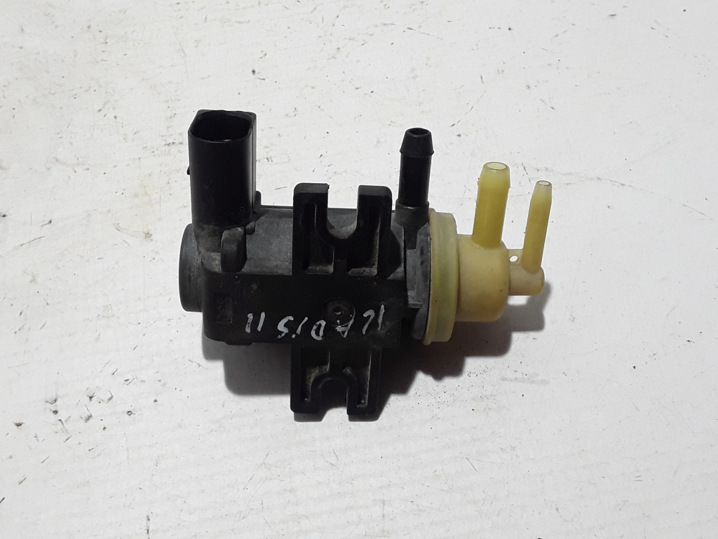 VOLKSWAGEN Caddy 3 generation (2004-2015) Solenoid Valve 1K0906627B 22419772