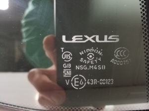LEXUS GS (2011–2017) Tagumise külgukse kolmnurkklaas - 2