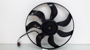 Cooling fan motor