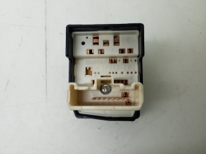 TOYOTA Yaris (2005–2011) Mirror control switch 848700F010 - 2