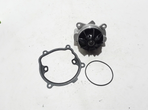RENAULT Master II (1998–2010) Water pump 8201013780 - 2