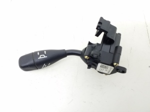  Steering wheel adjustment switch 