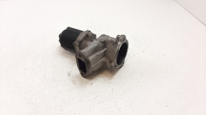  EGR valve 