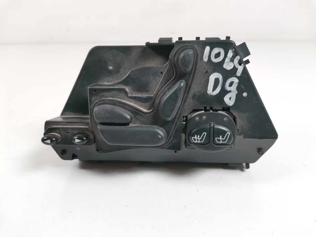 MERCEDES-BENZ S-Class W220 (1998-2005) Кнопки управления правым сиденьем A2208214651,A2208214451,A2208211658,A2208215058 20444071