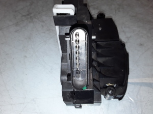 VOLVO V60 (2010–2018) Rear side door lock 31301742 - 2