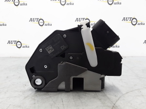 VOLVO V60 (2010–2018) Rear side door lock 31301742 - 2